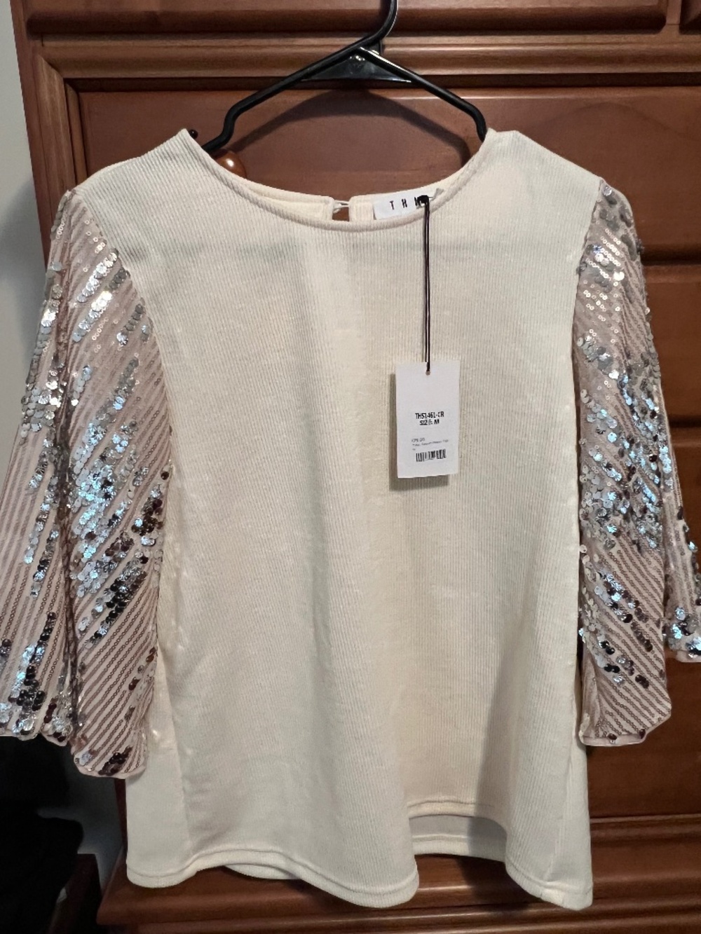 Sequin sleeve too